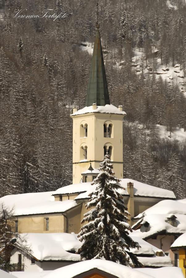 Hotel Meuble Meridiana Valtournenche Eksteriør billede