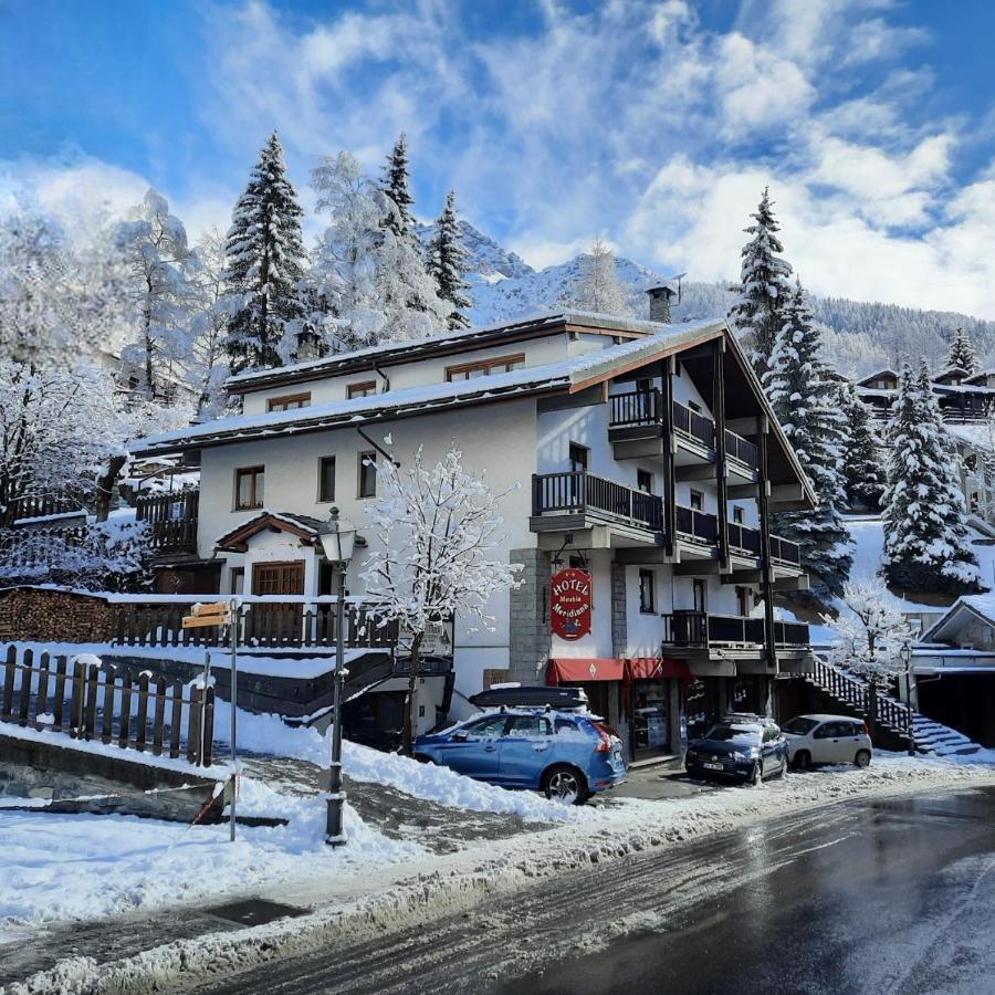 Hotel Meuble Meridiana Valtournenche Eksteriør billede